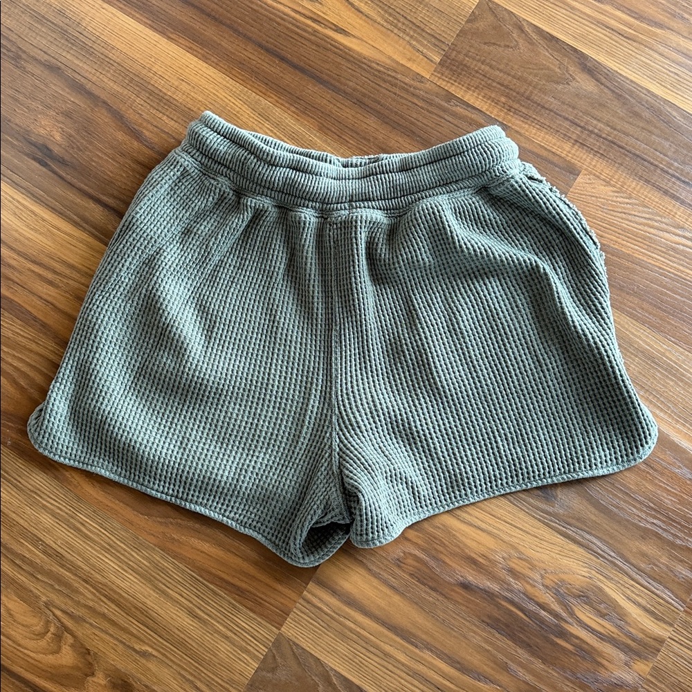 Shorts - Picture 2 of 2